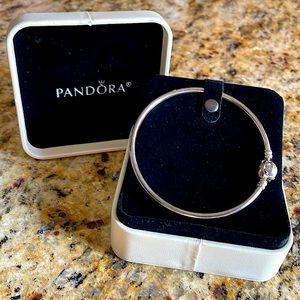 Pandora Limited Edition Bangle 2015 New in original box